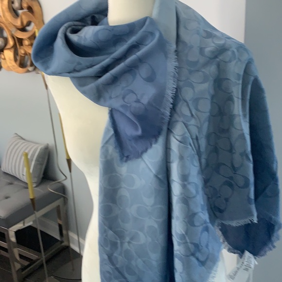 NWT Coach Oversized Signature Print Scarf - Picture 3 of 11